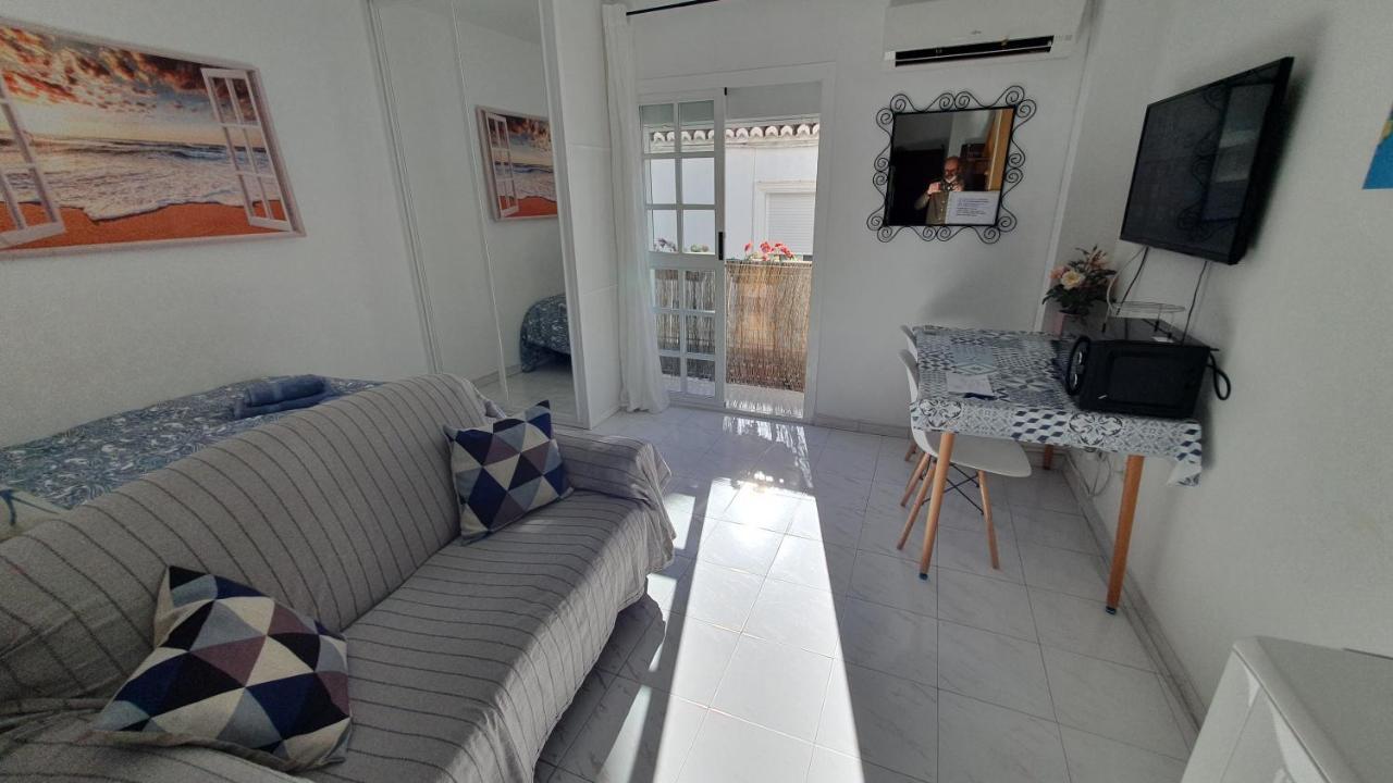 Apartamentos Eduardo Rico نيرخا الغرفة الصورة